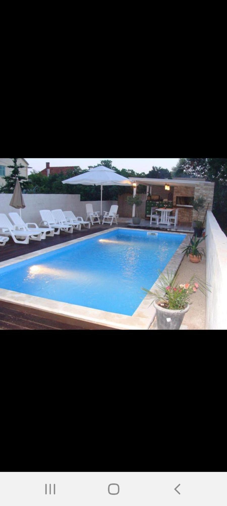 Apartman Luce With Shared Pool 扎达尔 外观 照片