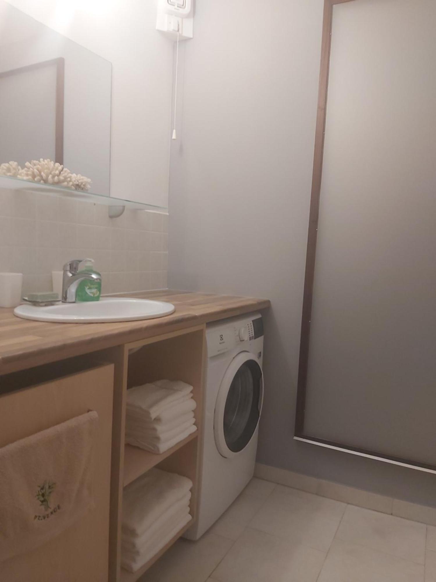 Apartman Luce With Shared Pool 扎达尔 外观 照片