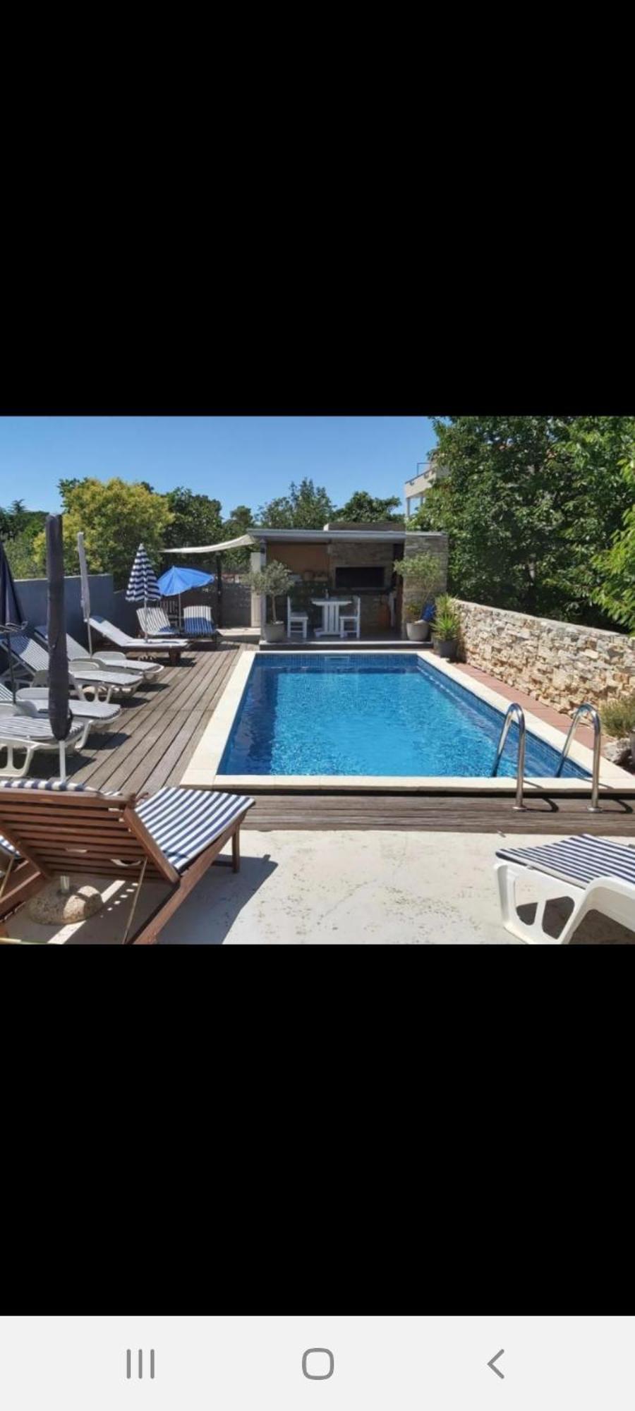 Apartman Luce With Shared Pool 扎达尔 外观 照片